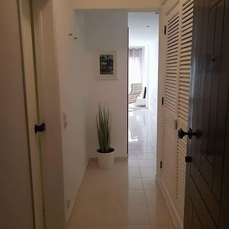 Apart. Pezinho N Agua شقة